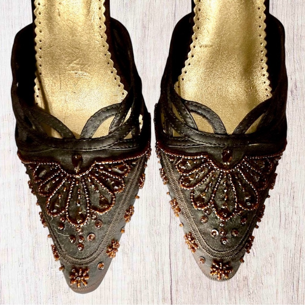 Vintage Metro 7 “Gypsy” Beaded Brown Satin Mule Kitten Heels. Size 7.5 - Picture 3 of 10